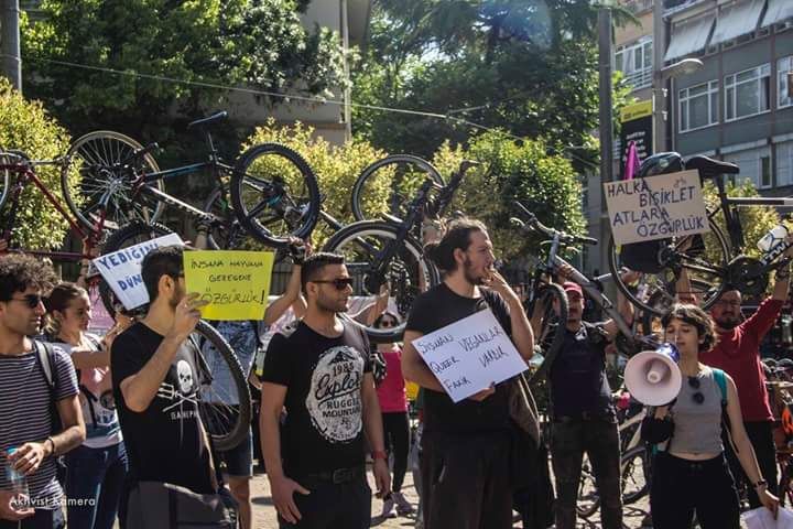 Halka Bisiklet, Hayvanlara Özgürlük!