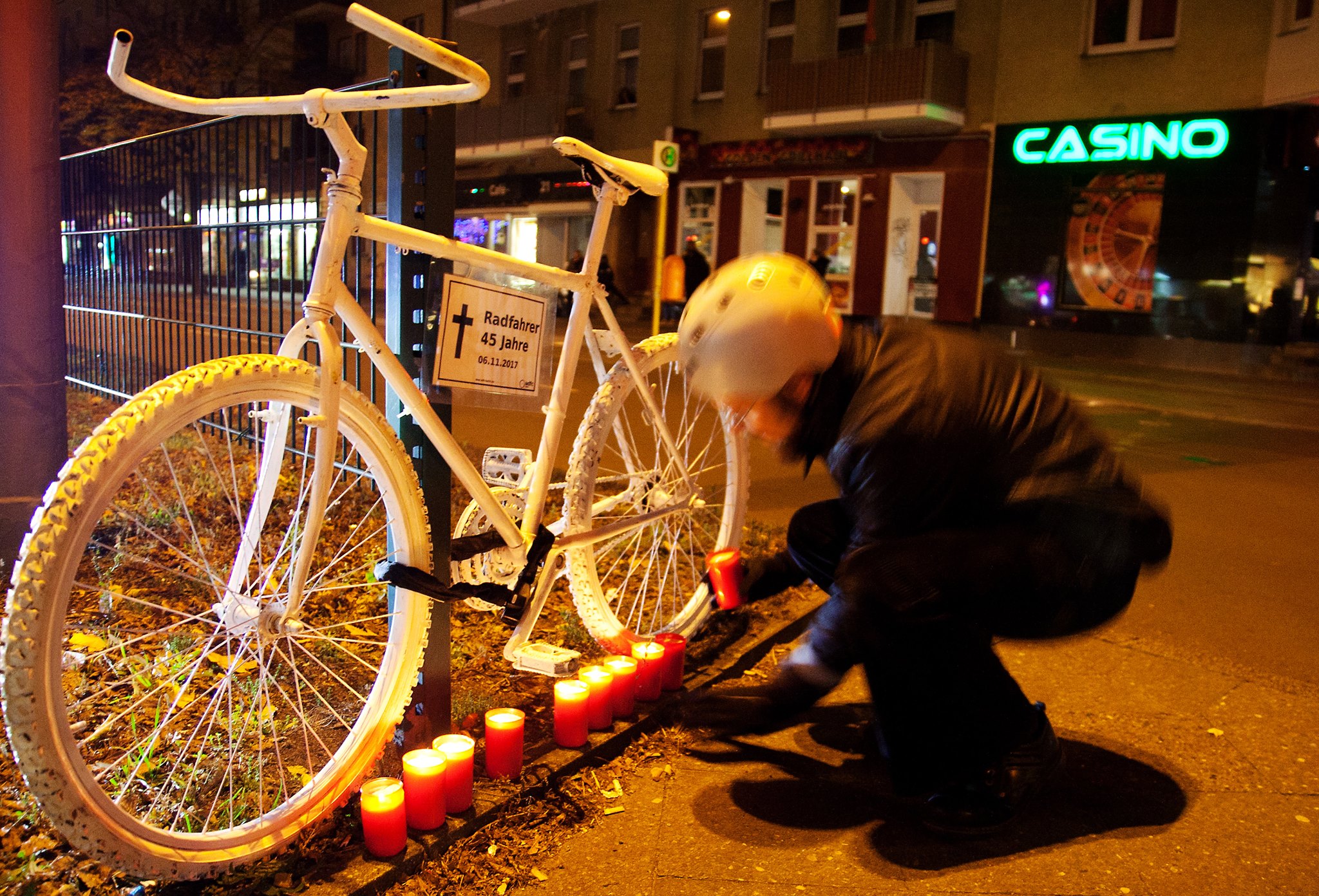 Kamyonlar Berlin’de de Can Alıyor!